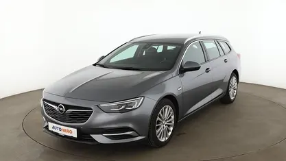 Usado Opel Insignia Exklusiv 170 HP (125 kW) 2019 Cinzento Carrinha