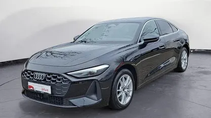 Gebraucht Audi A5 Ambiente 204 PS (150 kW) 2025 Schwarz Limousine