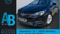 Onyx schwarz (metallic) Gebraucht 2022 Opel Astra Business Elegance Kombi | 15.980 € (Fairer Preis)