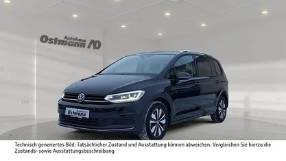 Schwarz (grenadillschwarz) Gebraucht 2025 VW Touran Comfortline Van / Kleinbus | 35.540 € (Etwas zu teuer)