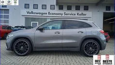 Grau Gebraucht 2021 Mercedes GLA200 AMG line SUV | 29.970 € (Superpreis)