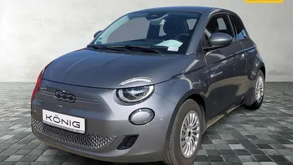 Grau Gebraucht 2023 Fiat 500e Kleinwagen | 19.998 € (Guter Preis)
