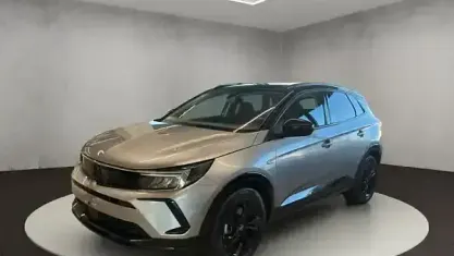 Gebraucht Opel Grandland X S 224 PS (164 kW) 2023 Quarz silber (m2) SUV