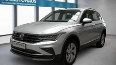 Silber Gebraucht 2023 VW Tiguan Life SUV | 32.790 € (Superpreis)
