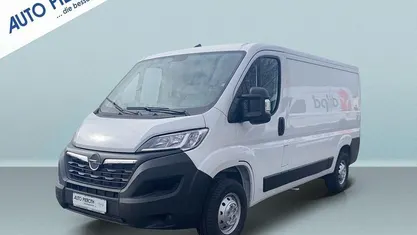 Weiß Gebraucht 2023 Opel Movano Edition Van | 25.850 € (Fairer Preis)