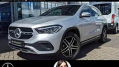 Silber Gebraucht 2022 Mercedes GLA200 Business SUV | 30.900 € (Guter Preis)