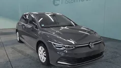 Grau Gebraucht 2023 VW Golf VIII Style Limousine | 29.510 € (Superpreis)