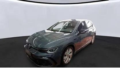 Begagnad VW Golf VIII R-line 150 HK (110 kW) 2024 Grå Sedan