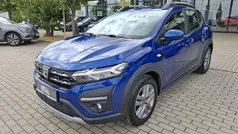 Blau Gebraucht 2022 Dacia Sandero Comfort Kleinwagen | 14.980 € (Fairer Preis)