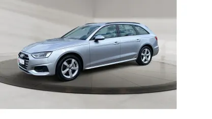 Gebraucht Audi A4 Advanced 204 PS (150 kW) 2023 Silber Kombi