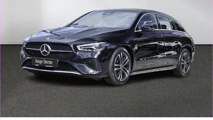 Gebraucht Mercedes CLA180 Shooting Brake 136 PS (100 kW) 2024 Schwarz Kombi