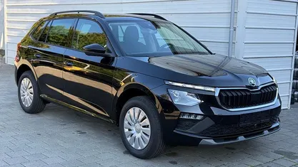 Gebraucht 2025 Skoda Kamiq Selection SUV | 24.240 € (Superpreis)
