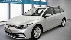 Gebraucht 2023 VW Golf VIII Life Kombi | 21.560 € (Fairer Preis)