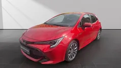 Emotional red 2 Gebraucht 2021 Toyota Corolla Team Limousine | 19.990 € (Fairer Preis)