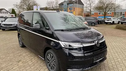 Deep black perleffekt Neu 2025 VW Multivan Style Van | 56.680 € (Superpreis)