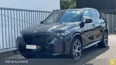 Saphirschwarz metallic Gebraucht 2023 BMW X5 M Sport SUV | 68.999 € (Fairer Preis)
