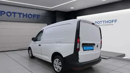 Gebraucht VW Caddy 102 PS (75 kW) 2021 Candyweiß Van / Kleinbus