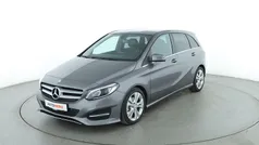 Grau Gebraucht 2016 Mercedes B200 Urban Van / Kleinbus | 18.580 € (Fairer Preis)