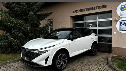 Neu Nissan Qashqai Tekna+ 158 PS (116 kW) 2025 (xkj) pearl white (qbe) dach black (kh3) SUV