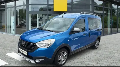 Gebraucht Dacia Dokker Stepway 131 PS (96 kW) 2020 Blau Van / Kleinbus