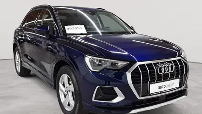 Navarrablau metallic Gebraucht 2024 Audi Q3 Advanced SUV | 32.290 € (Superpreis)