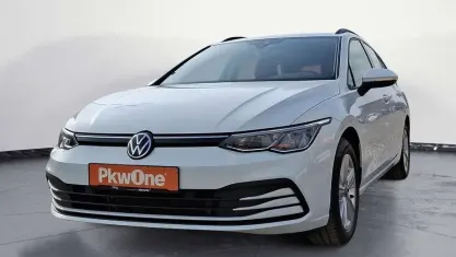 Used VW Golf VIII Life 110 HP (80 kW) 2022 White Sedan