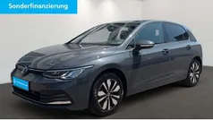 Grau Gebraucht 2024 VW Golf VIII Move Limousine | 24.480 € (Fairer Preis)