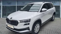 Weiss Gebraucht 2024 Skoda Karoq Selection SUV | 30.880 € (Guter Preis)
