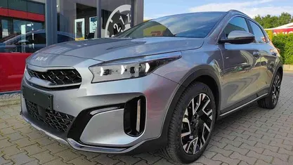 Lunarsilber Neu 2025 Kia XCeed SUV | 26.780 € (Fairer Preis)