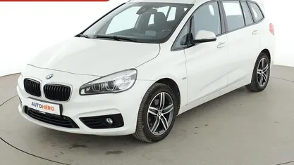 Gebraucht BMW 218 Gran Tourer Sport Line 150 PS (110 kW) 2016 Weiß Van / Kleinbus