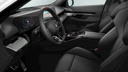 Gebraucht BMW M5 M Sport 727 PS (534 kW) 2025 Alpinweiss Kombi