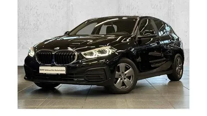 Schwarz Gebraucht 2022 BMW 118 Advantage Kleinwagen | 19.340 € (Guter Preis)