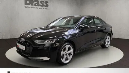 Mythosschwarz metallic Gebraucht 2025 Audi A3 Ambiente Limousine | 31.400 € (Fairer Preis)