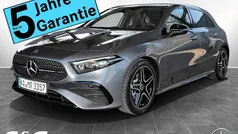 Metalliclack mountaingrau Gebraucht 2024 Mercedes A200 AMG Limousine | 33.217 € (Fairer Preis)