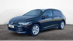 Gebraucht 2024 VW Golf VIII Life Limousine | 26.942 € (Fairer Preis)