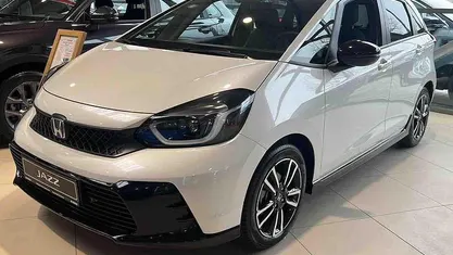 Neu Honda Jazz Advance 107 PS (78 kW) 2025 Platinium white pearl Kleinwagen