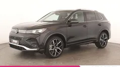 Deep black perleffekt Gebraucht 2024 VW Tiguan R-line SUV | 48.384 € (Superpreis)