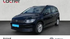 Schwarz Gebraucht 2024 VW Touran Comfortline Van / Kleinbus | 29.490 € (Guter Preis)