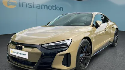 Grün Gebraucht 2023 Audi e-tron GT quattro Limousine | 48.449 € (Superpreis)
