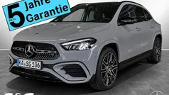 Manufaktur lack manufaktur alpin Gebraucht 2025 Mercedes GLA200 AMG SUV | 51.399 €