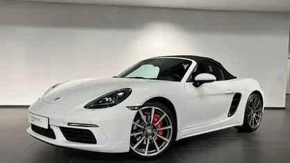 Weiß Gebraucht 2022 Porsche 718 Boxster S Cabrio | 75.900 €