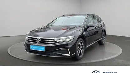 Schwarz Gebraucht 2020 VW Passat GTE Kombi | 19.890 € (Fairer Preis)