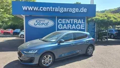 Blue metallic Gebraucht 2024 Ford Focus Titanium X Limousine | 23.900 € (Guter Preis)
