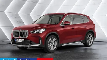 Gebraucht 2025 BMW iX1 xLine SUV | 52.390 € (Fairer Preis)