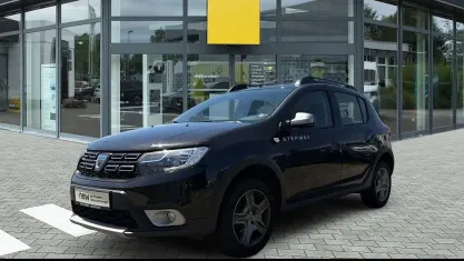 Gebraucht Dacia Sandero Prestige 90 PS (66 kW) 2020 Schwarz Limousine