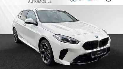 Alpinweiß Neu 2025 BMW 120 M Sport Kleinwagen | 34.490 € (Fairer Preis)