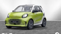 Bodypanels in lime green Gebraucht 2022 Smart ForTwo Electric Drive Cabrio | 13.590 € (Fairer Preis)