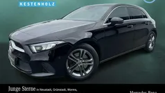 Unilack nachtschwarz Gebraucht 2019 Mercedes A220 Progressive Limousine | 25.590 € (Fairer Preis)