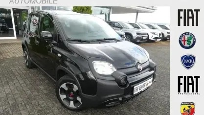 Gebraucht Fiat Panda Cross Cross 71 PS (52 kW) 2023 Schwarz Kleinwagen
