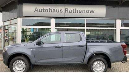Neu Isuzu D-Max 163 PS (119 kW) 2025 Grau Pickup